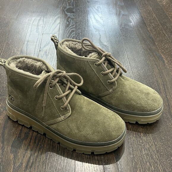 UGG Boots Women's 9 Green Neumel Suede Chukka Wool Lined Clear Sole Lace Up